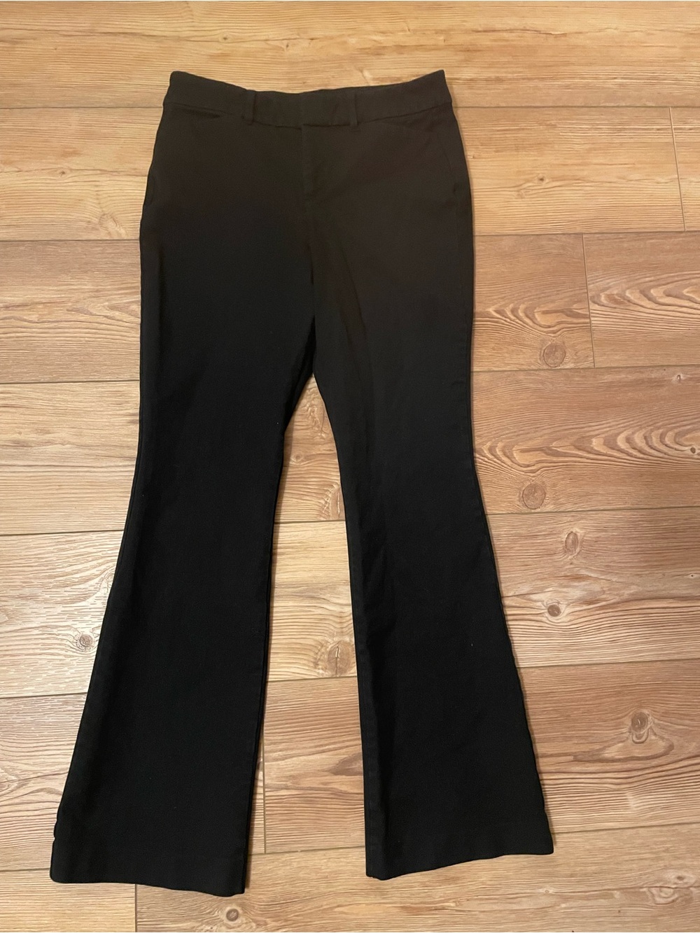 Women’s Old Navy Black High-Rise Pixie Flare Pants